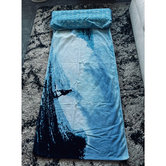 🌊 Surf Beach/Towel with Pillow Bag - Picture 4 of 6